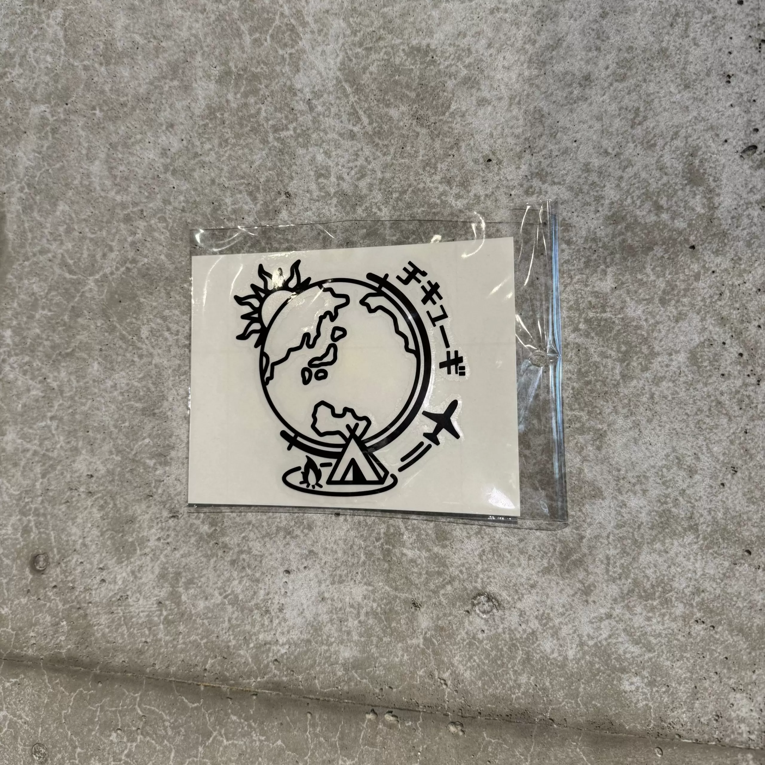 チキューギ．ステッカー (黒)